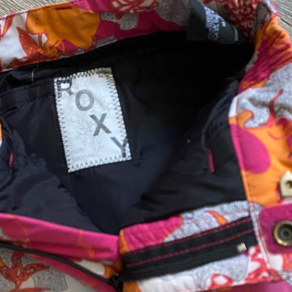 EUC Roxy Ski Bottoms Abstract Barbie Camo Floral Combo Snow Pants Size Small - Picture 4 of 13
